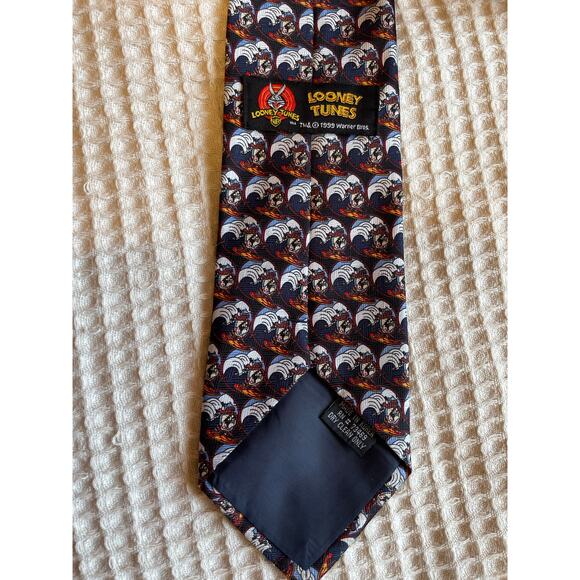 Loony Tunes Warner Brothers Surfing Tasmanian Devil Neck Tie - Picture 5 of 7
